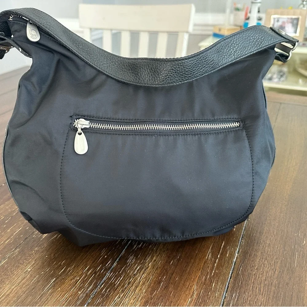 Baggallini hobo bag